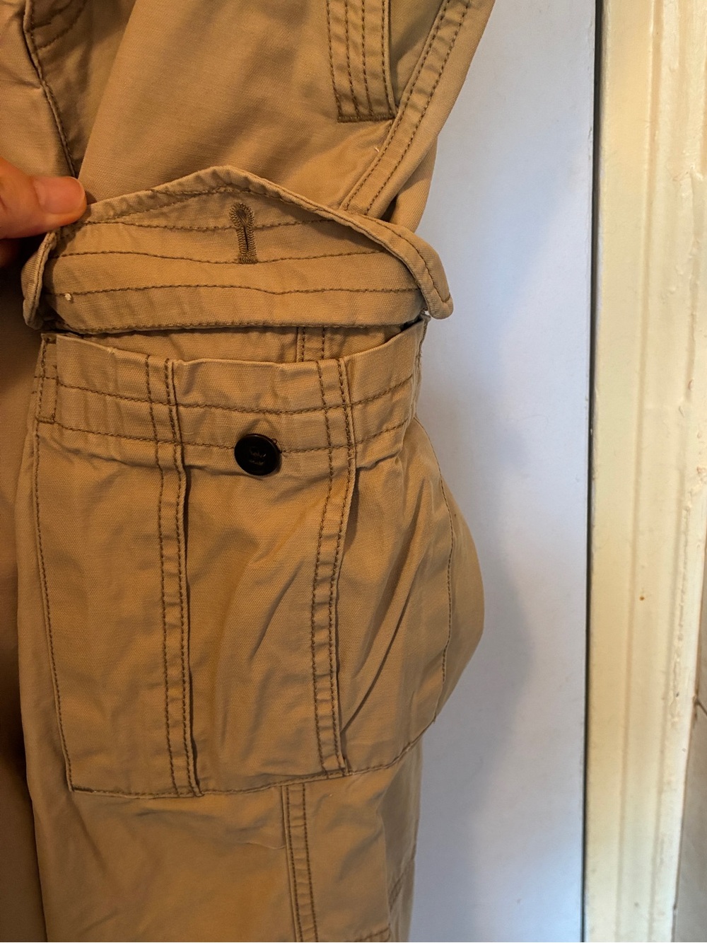 GAP Men's Tan Cargo Pants
